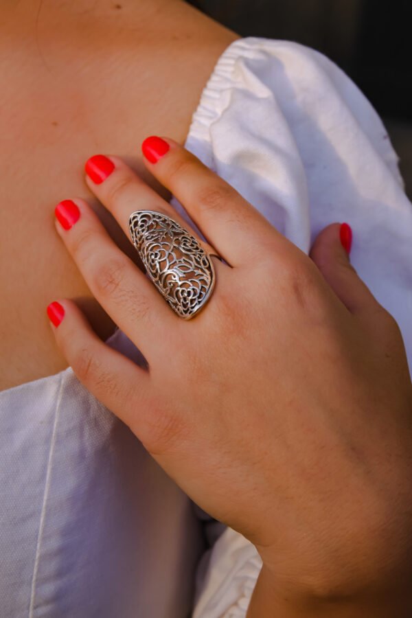 ANILLO TEJIDO DE ROSAS